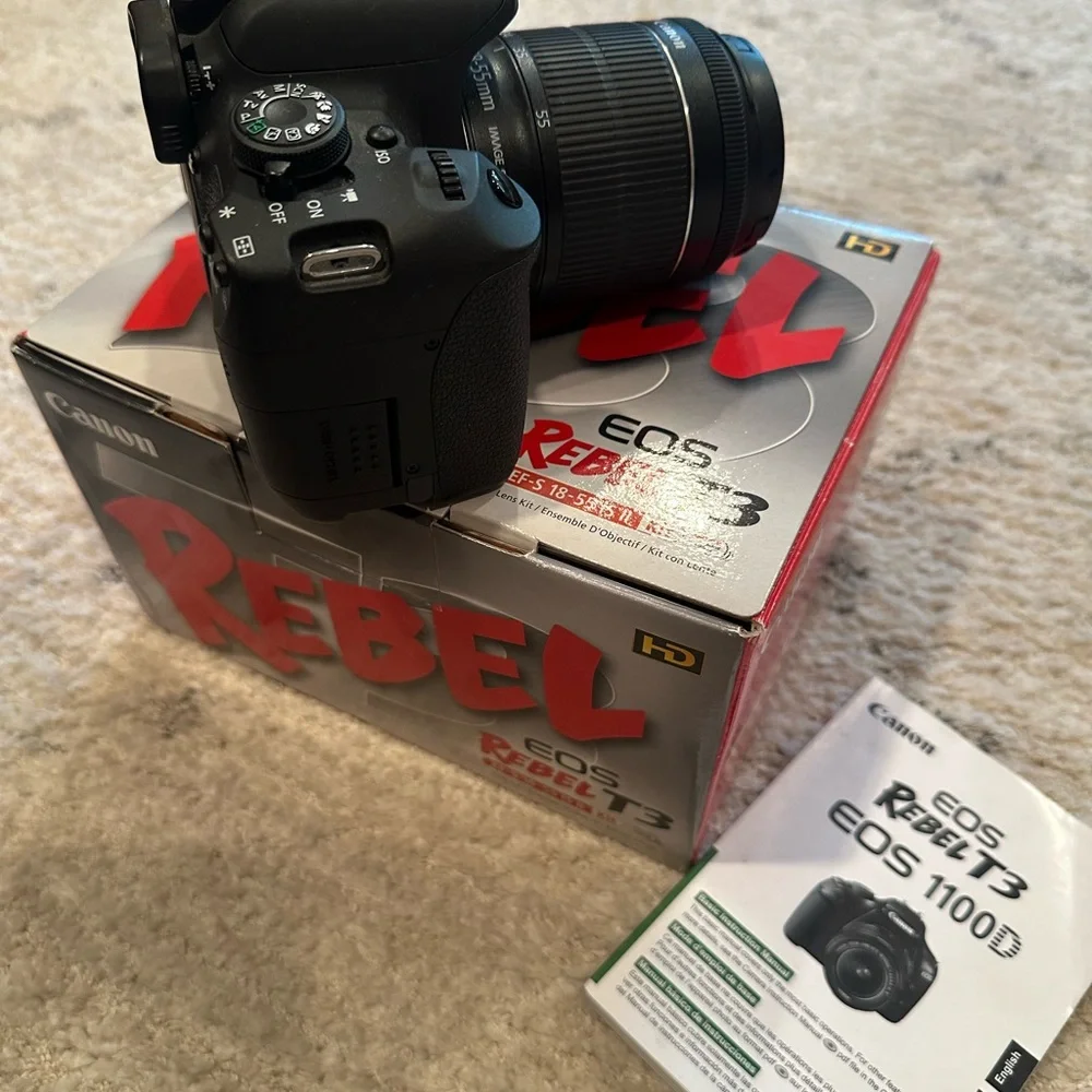 Canon Black Digital Camera Rebel T5